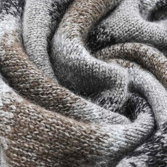 HERMES Authentic Gray Scarf - Picture 4 of 6